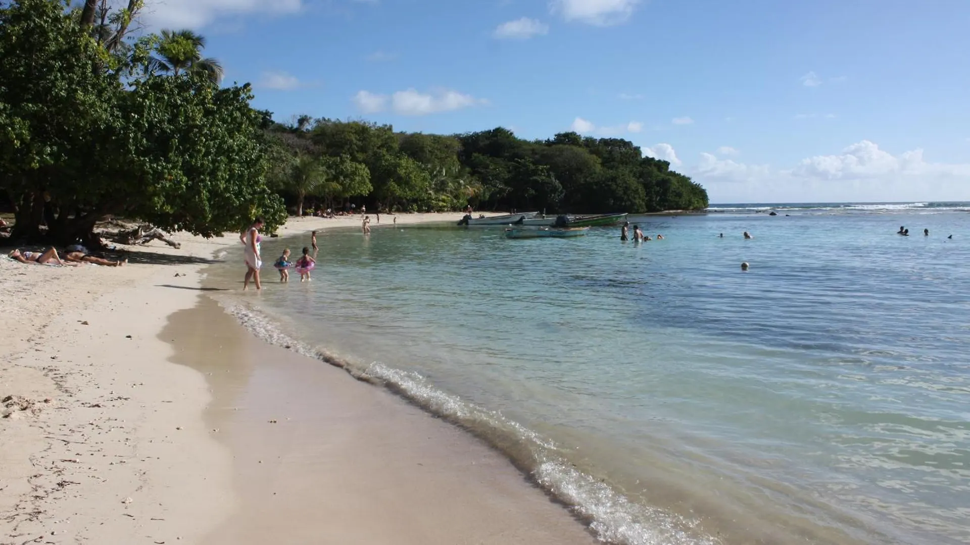 Grand T3 - Petit-Havre - Vue Sur Mer - Plage 5 Mns A Pied Le Gosier